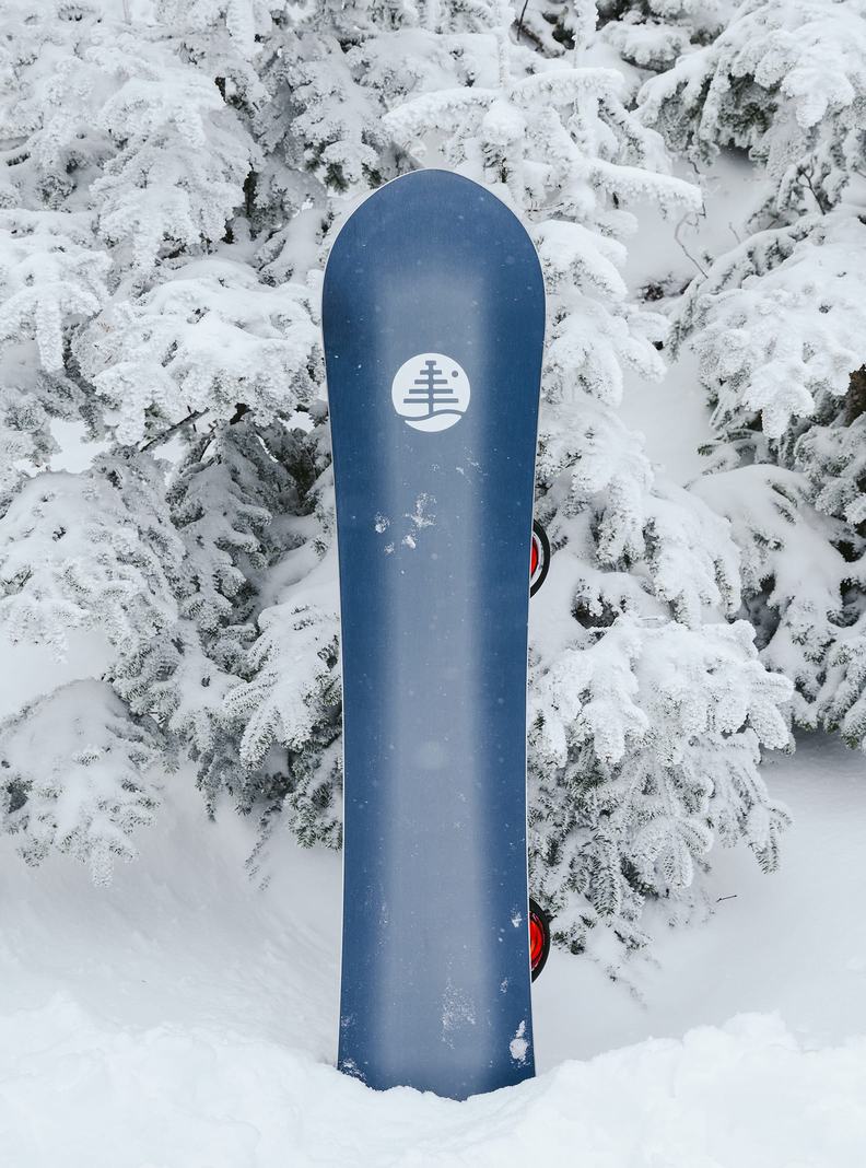 Burton Family Tree Mystery Juice Wagon Camber Men's Snowboards | FOKRGA504