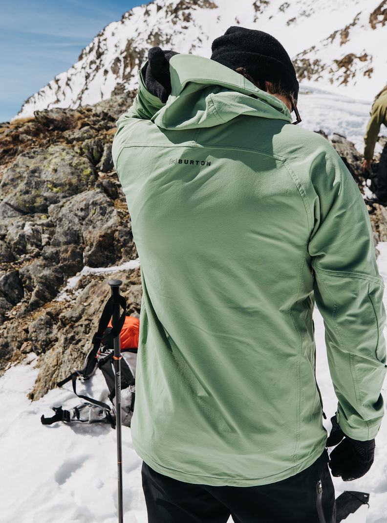 Green Burton [ak] Softshell Men's Ski Jackets | NOYULZ514